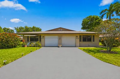 1651 Palmland Drive 1