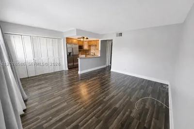 4050 NE 12th Ter #11-1 1