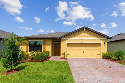 3644 SE Peony Ct 1