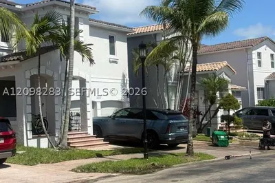 21227 NE 31st Pl 1