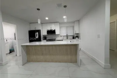 4700 NW 1st Ct 1