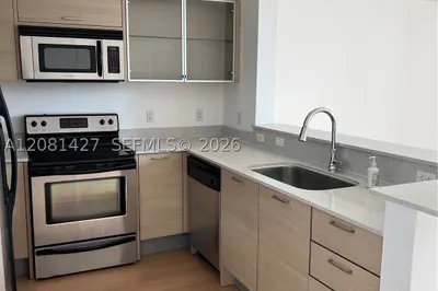 350 NE 24th St #407 1