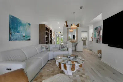 8925 SE Riverfront Terrace 1