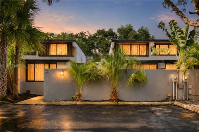 6439 Lemon Tree Ln 1