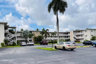 2812 S Garden Drive #206 1