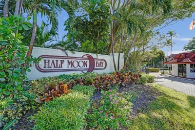 102 Half Moon Cir #C3 1