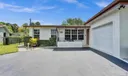 2613 E Sutton Dr Photo