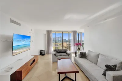 1000 E Island Blvd #1403 1