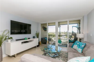 14 Royal Palm Way #601 1