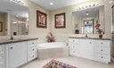15 Harbour Isle Dr #306 Photo