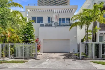 18985 Atlantic Blvd 0 1