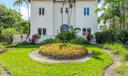 296 Ocean Blvd Photo