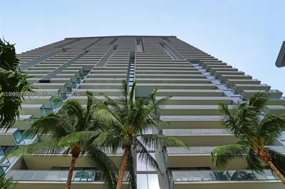 68 SE 6th St #1008 1