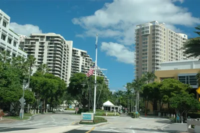 540 Brickell Key Dr #1426 1