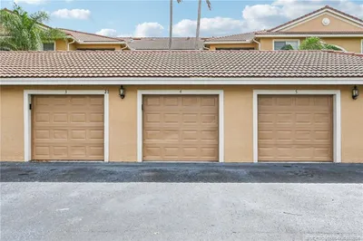 3673 NW Adriatic Lane 1