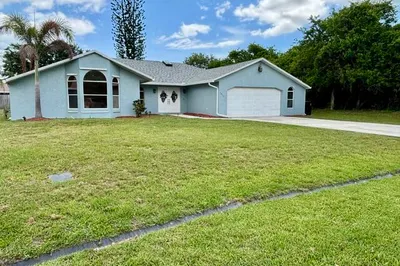 1417 SE Portillo Road 1