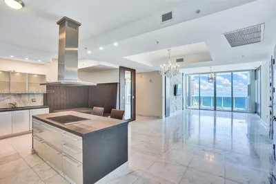 18201 Collins Ave #3404&Cabana 1