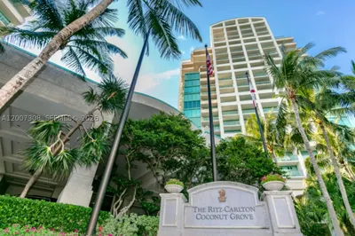 3400 SW 27th Ave #805 1