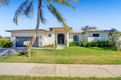 1930 SW 36th Ave 1