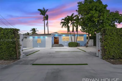 3341 NW 20th St 1