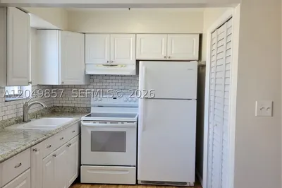2200 Taylor St #205 1