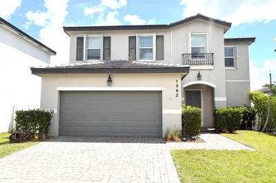 7962 NW Greenbank Circle 1