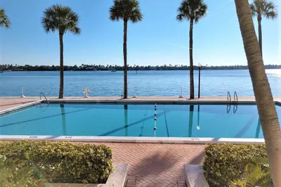 2600 N Flagler Drive #305 1