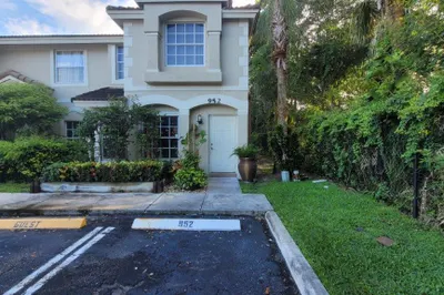 952 Summit Lake Drive 1