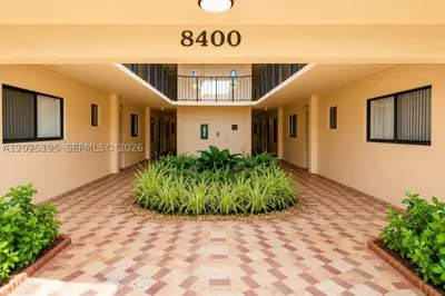 8400 SW 133rd Ave Rd #121 1