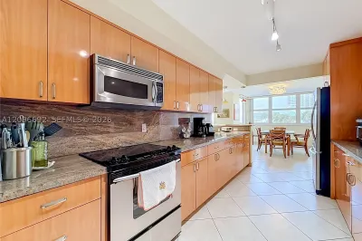 1880 S Ocean Dr #304 1