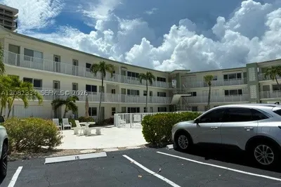 3600 N Ocean Dr #108 1