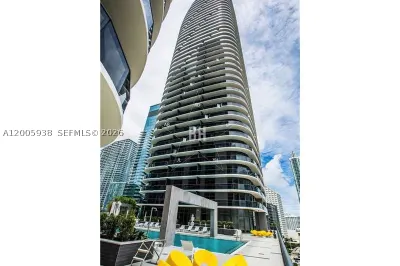 55 SW 9th St #3610 1