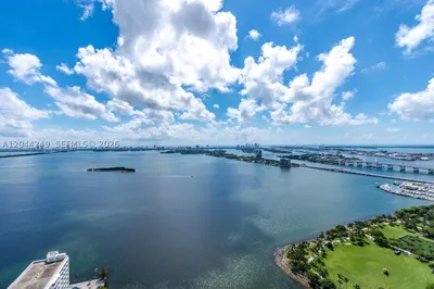 2020 N Bayshore Dr #3904 1