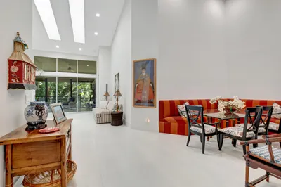 OPEN LIVING/DINING