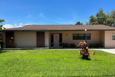 4012 Greenwood Drive 1