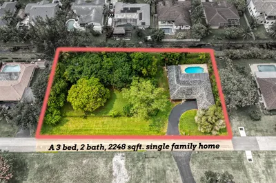 11901 NW 25th Street 1