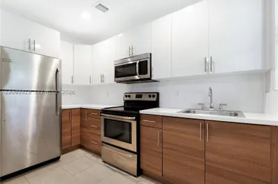 214 Salamanca Ave #3 1