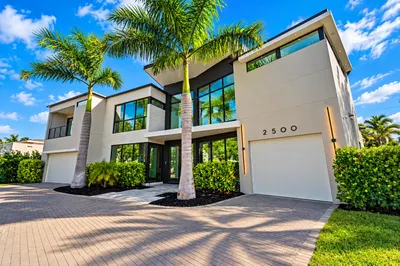 2500 Middle River Drive 1