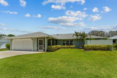1423 SE Pitcher Road 1