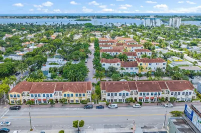 3606 S Dixie Highway #230 1