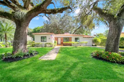 126 NW 100th Ter 1