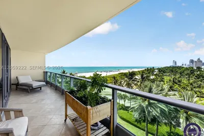 1455 Ocean Dr #704 1