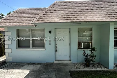 1508 NW 8th Ave #1 1