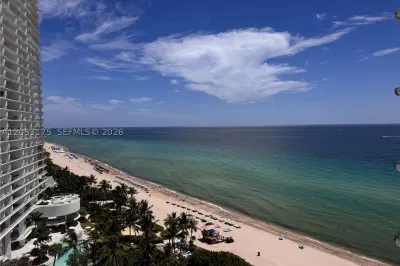 10275 Collins Ave #808 1