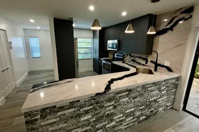 Welcome Home to your Ultra Modern, Sleek & Luxurio