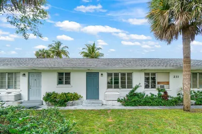 211 Sunrise Avenue #4 1