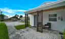5 Eastview Ave #B Photo