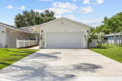 136 Sparrow Drive #B 1