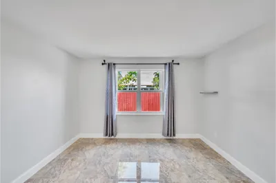 11-bedroom-1-window