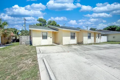 3148 N Dixie Highway 1